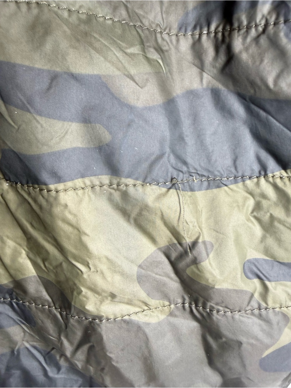 Victoria's Secret PINK Puffer Jacket Camo Green - Picture 10 of 10